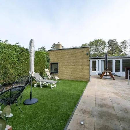 Holiday home Astounding With Patio *