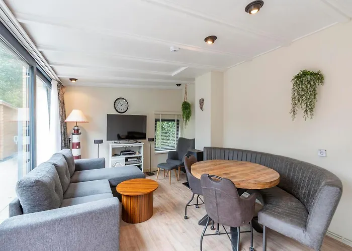 Near Sint Maartenszee Hébergement de vacances